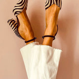 Zebrina - Sandales ar vidēju papēdi un zebra rakstu