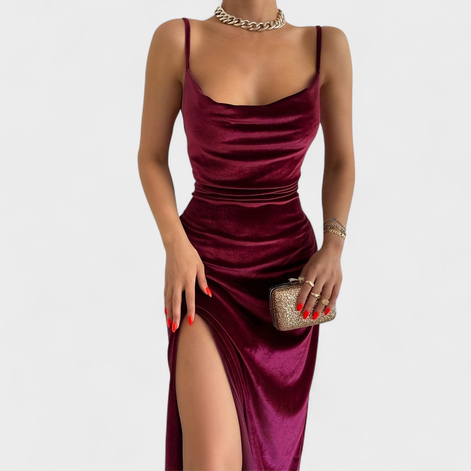 Gabriela – eleganta samta kleita ar šķēlumu