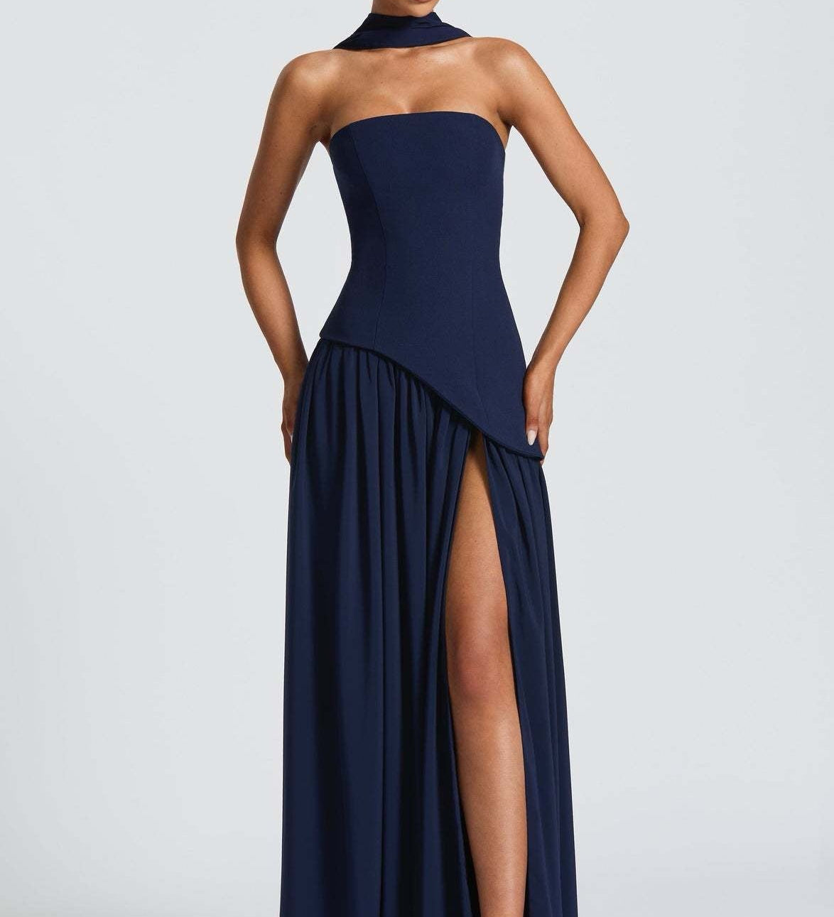 Beatriz – eleganta gara kleita