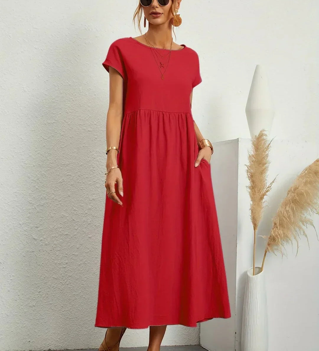 Gabrielle — Midi plūstoša kleita ar mūžīgu eleganci