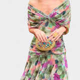 Luana – Eleganta kleita ar V‑veida izgriezumu